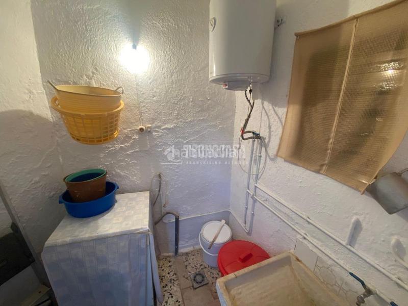 Foto 1ff2e07b-56ab-4a51-822e-9a8655fe3802. Casa aparellada a Vilches