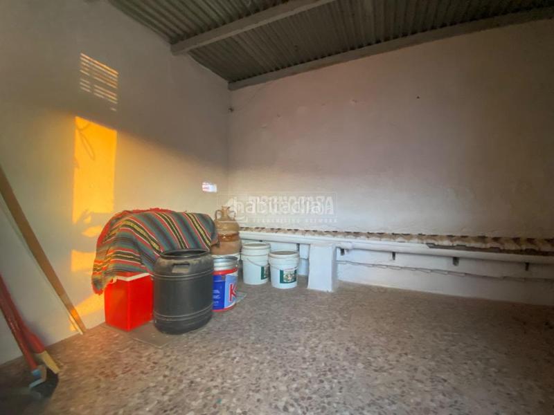 Foto 512ccd7d-bd85-4f80-ac9d-ba083d4a714c. Casa aparellada a Vilches