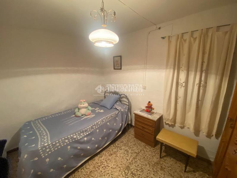 Foto 7d0664be-6bc8-449d-8f8d-446e3a0ca0fe. Casa aparellada a Vilches