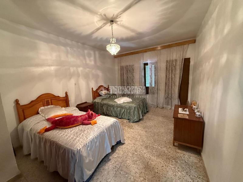 Foto 3238b7be-6a09-488a-923b-8fd21071097f. Towny house in Carboneros