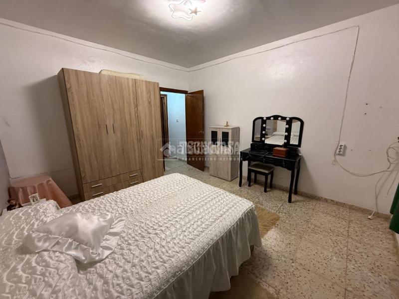 Foto 76791bcf-646c-4b07-9e12-42d34f5d5fef. Towny house in Carboneros