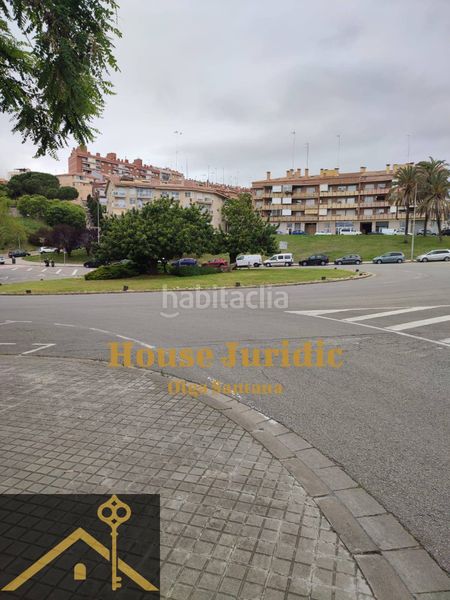 Foto 90659f42-4b90-47e5-a4b7-d9d23d95359e. Local comercial a Rocafonda Mataró