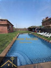 Xalet  Carrer dels saumells. Espectacular chalet con apartamento independiente en can quirze