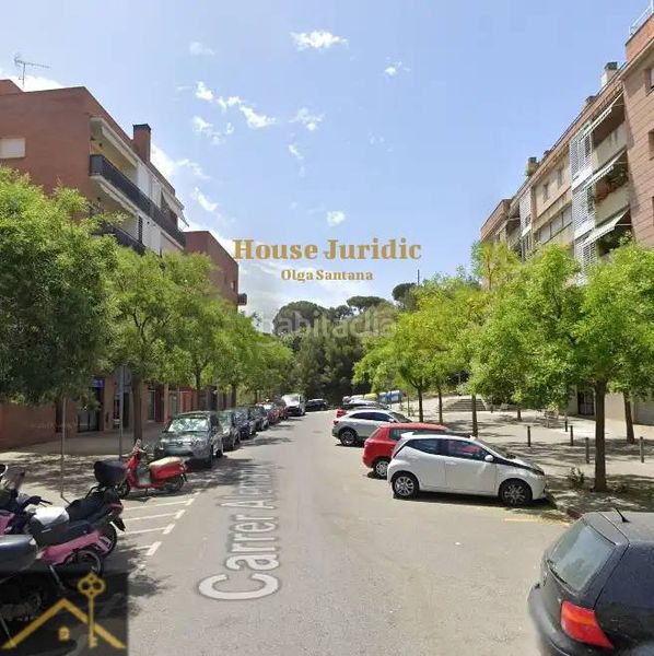 Foto 62ef0df9-dfdd-48fc-959e-bb367380e18c. Planta baixa amb calefacció aparcament a La Llàntia Mataró
