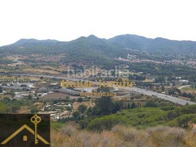 Foto a9a2d611-d9ff-4a87-9dd9-8c09d9a1111b. Planta baixa amb calefacció aparcament a La Llàntia Mataró