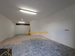 Local Comercial a Carrer Joan Maragall
