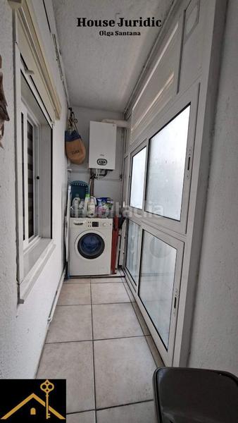 Foto 54e629b0-3933-4013-98bb-4461c1a55780. Piso  en venta totalmente reformado en plaza antonio machado en Mataró