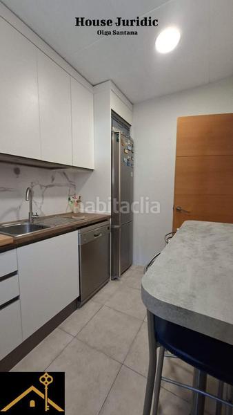 Foto 9cb566ef-84d4-43db-806e-47bf2b2c7cd9. Piso  en venta totalmente reformado en plaza antonio machado en Mataró