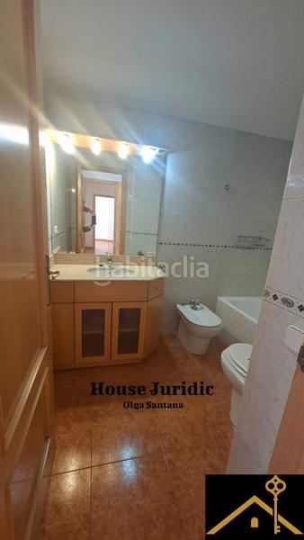 Foto f83fa6b3-8982-4ac9-947f-b85b5ec2b006. Piso  en venta en calle del pintor joan carles panyó en Mataró