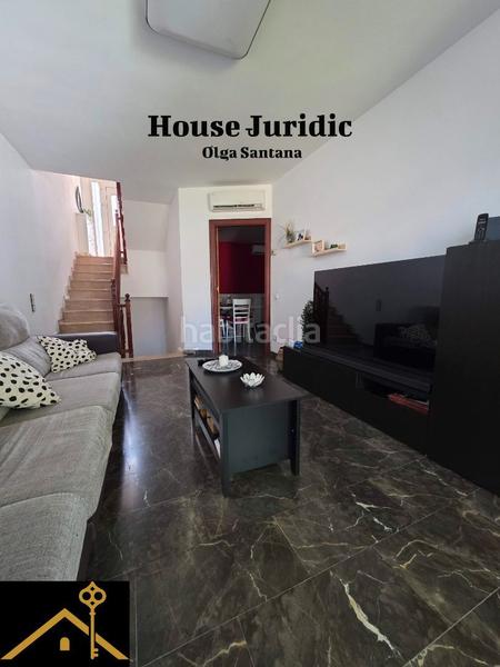 Foto 43b657e4-c574-48b1-98e1-53aa0c2e9321. Casa adossada amb calefacció a Camí de la Serra Mataró