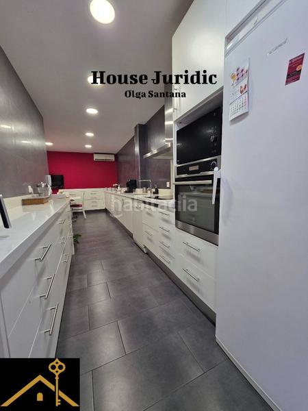 Foto 4d814e3b-342d-49d4-bade-720876465df6. Casa adossada amb calefacció a Camí de la Serra Mataró