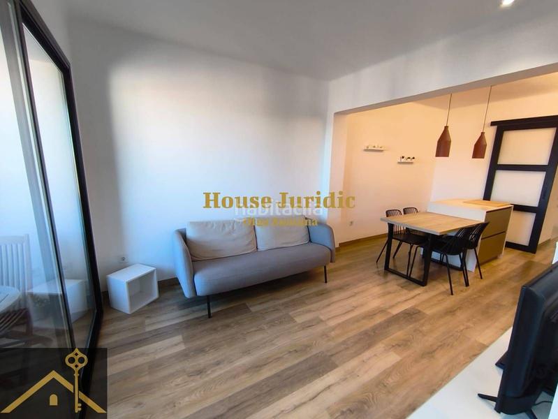 Foto 2702b8e7-8441-498b-8c36-b3796e6188d3. Flat in Guinardó Barcelona