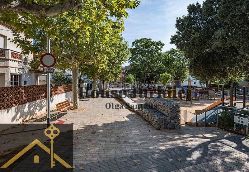 Foto 589a919a-ac97-4d98-94c3-03f5c01f5bda. Xalet amb xemeneia calefacció aparcament piscina a Argentona