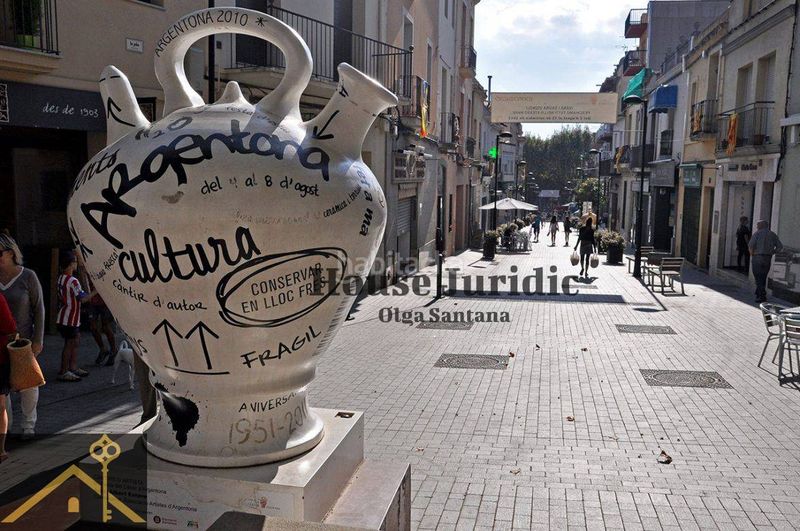 Foto 9e05b237-cbd5-4c2a-b5e0-42fac98a8c21. Xalet amb xemeneia calefacció aparcament piscina a Argentona