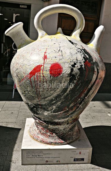 Foto edb119ca-d816-4bc5-a180-5e8b87cb900c. Xalet amb xemeneia calefacció aparcament piscina a Argentona