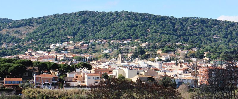 Foto f0790103-ec89-4fcd-8bf6-3ada1d6c1bfa. Xalet amb xemeneia calefacció aparcament piscina a Argentona