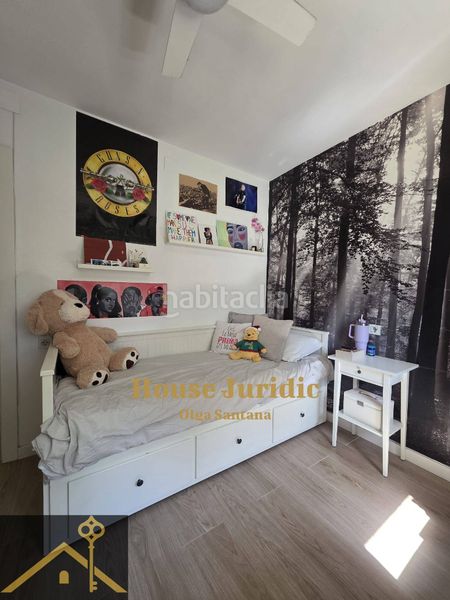 Foto e8d3a15b-e4a9-4ff3-8ab8-10f2be62e3bd. Pis amb xemeneia calefacció a Tiana