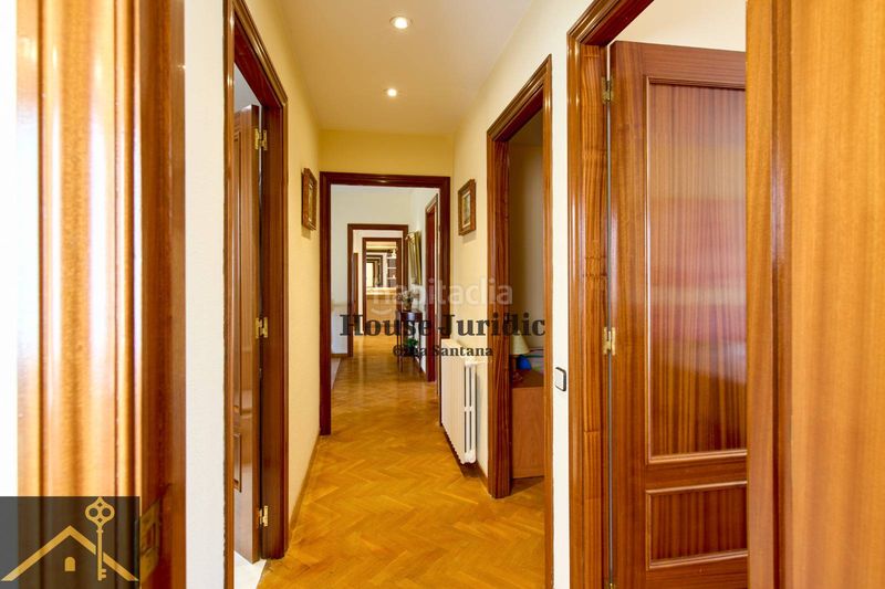 Foto a850de52-71f8-46b8-b200-4262341fdc79. Casa con camino riscaldamento parcheggio piscina in Argentona