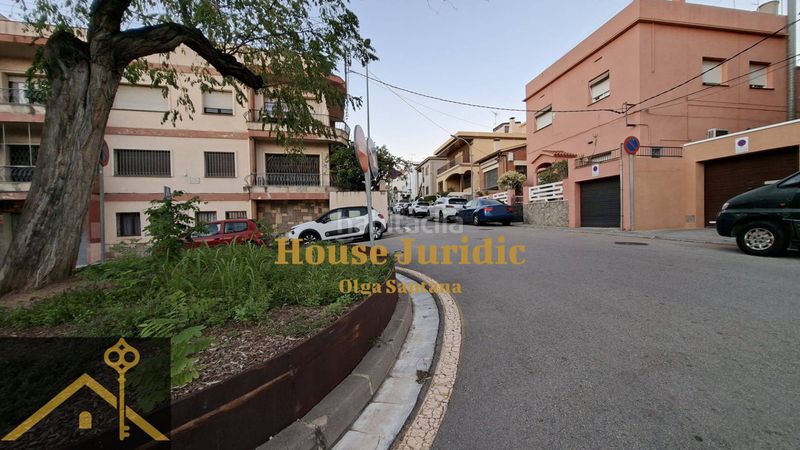 Foto db75825b-ce4f-4c73-b624-2a810b02b8f1. Casa aparellada amb calefacció a Els Molins Mataró