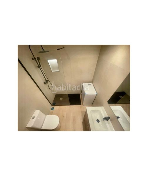 Foto 3a061cb5-9f8a-4902-a7fd-4b06a71374e8. Pis amb calefacció a Entrevías Madrid