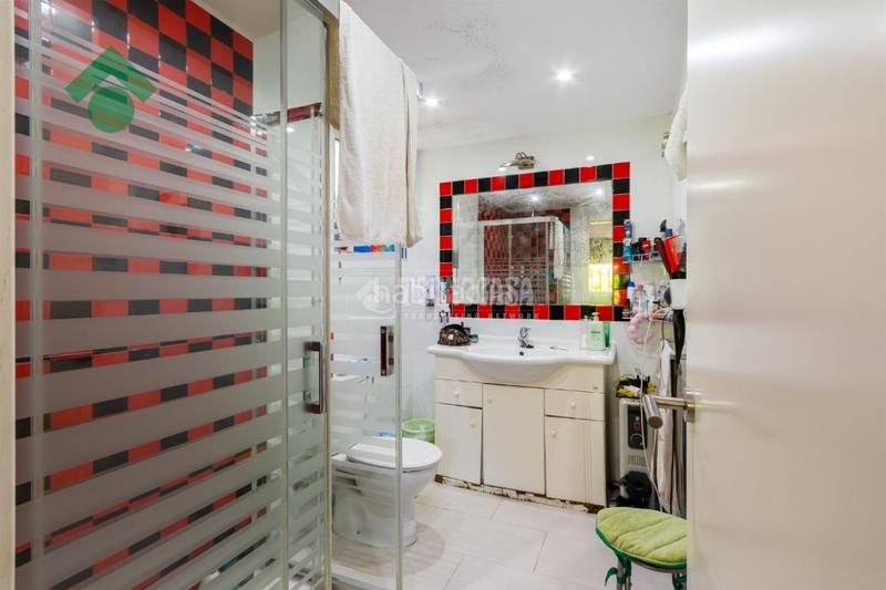 Foto ff01cb54-9a15-4d5e-b9e7-87527b057974. Casa aparellada amb aparcament piscina a Capistrano Nerja