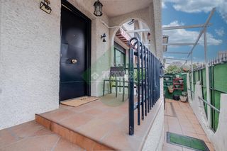 Doppelhaus in Griñón. Casa en venta en griñón