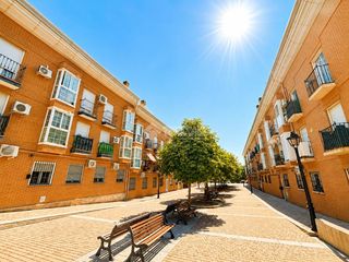 Appartamento in Griñón. Piso en venta en griñón