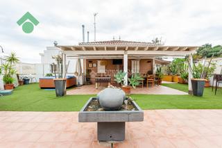 Flat in Burriana. Piso en venta en nerja