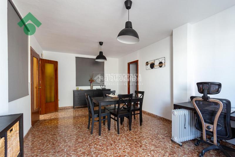 Foto 6140bcb2-082a-4933-adb5-399457045b26. Piso  en venta en Centro Nerja