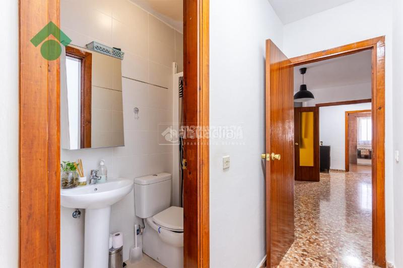 Foto bbcde1e4-2bbc-4a2f-8893-154cee722604. Piso  en venta en Centro Nerja