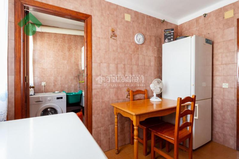 Foto e93971a7-05fa-4c84-9e62-5073802dbf98. Piso  en venta en Centro Nerja
