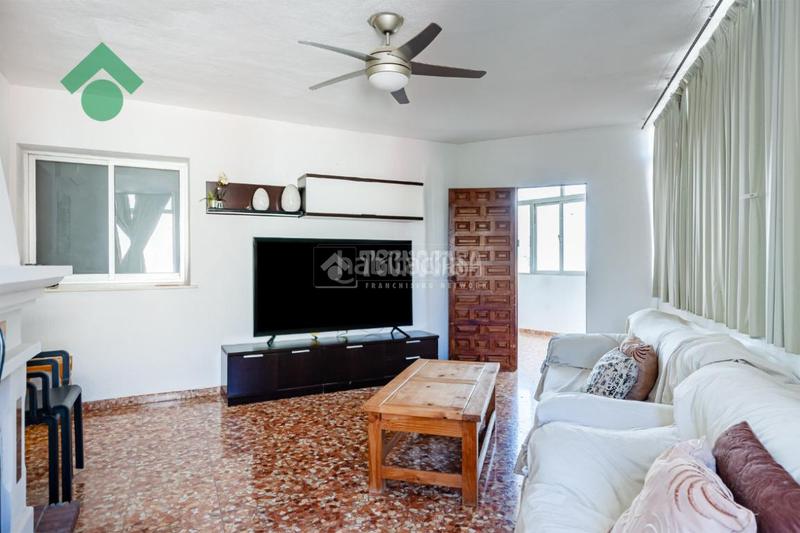 Foto fac38c42-fec8-4c53-9797-631ae5c31ced. Piso  en venta en Centro Nerja