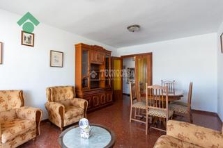 Pis a Centro. Piso en venta en nerja