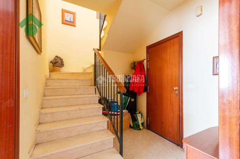 Foto 86f5c171-50fa-4282-881a-92bb00245968. Casa pareada casa en venta en Macharaviaya