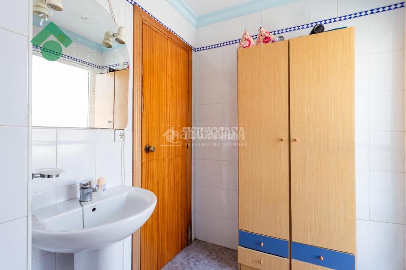 Foto f8c37cc1-9e6b-446f-8bc0-23ff34c329a0. Casa pareada casa en venta en Macharaviaya