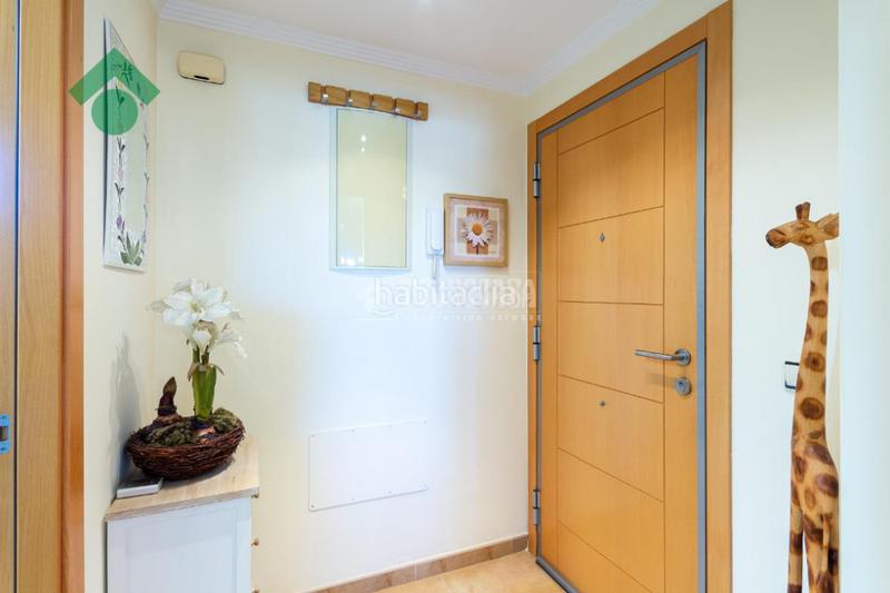 Foto decfc27e-d3fa-4a25-bcb0-81bd5d300173. Piso  en venta en Cotomar Rincón de la Victoria