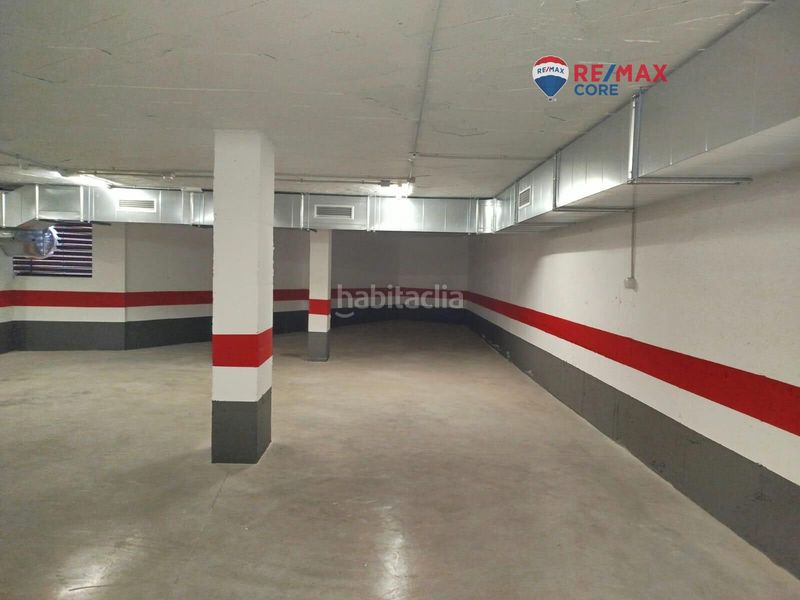 Foto 77f11e33-41af-4eb7-a4f8-1073fa5d3083. Aparcament cotxe a La Estación Badajoz
