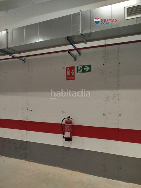 Foto b5d90fa1-6891-4b72-af73-1d71aa7bc4e9. Aparcament cotxe a La Estación Badajoz