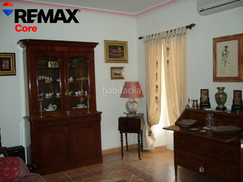 Foto 2a434665-4301-4e91-927b-c0db9aed0dcd. Casa amb aparcament a Orellana la Vieja
