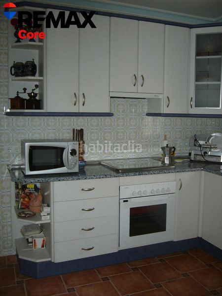 Foto 83786f75-ae39-432e-9125-9b2bee7c2aa3. Casa amb aparcament a Orellana la Vieja