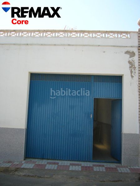 Foto bd5cfc20-d9f6-4494-a0ac-4889f1e4fca7. Casa amb aparcament a Orellana la Vieja