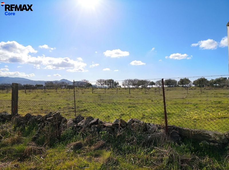 Foto 7a286b89-7022-460a-aa02-a472738b3a82. Finca rústica a Montánchez