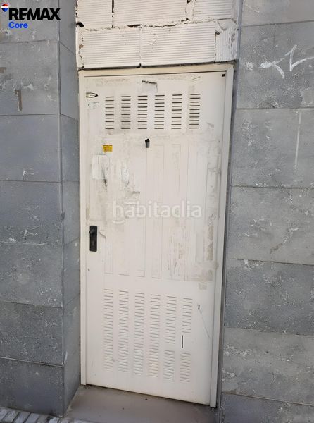 Foto 03aa2c38-1ea8-40cb-a9c7-844f0604b266. Local comercial a Pardaleras Badajoz