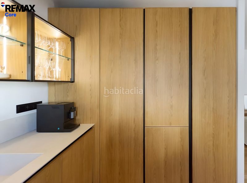 Foto 1ecfea70-8f43-4371-b189-aa8a6dc28187. Pis amb aparcament piscina a Puerto Banús Marbella