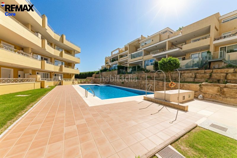 Foto 4c456e21-5fa7-4424-a49f-a098bf8e6df3. Pis amb calefacció aparcament piscina a Los Naranjos Marbella