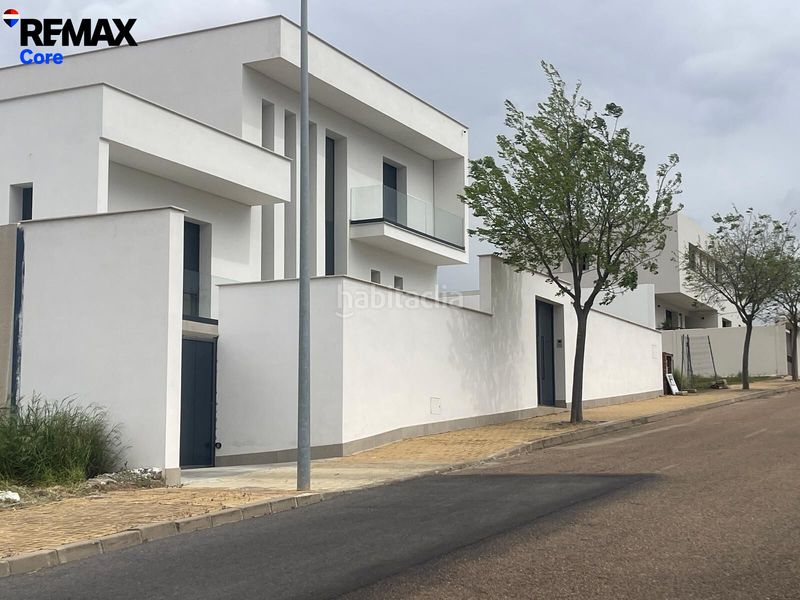 Foto cdf15d51-9349-4cb7-af54-45a5e8d5acbf. Terreny residencial a Almendralejo