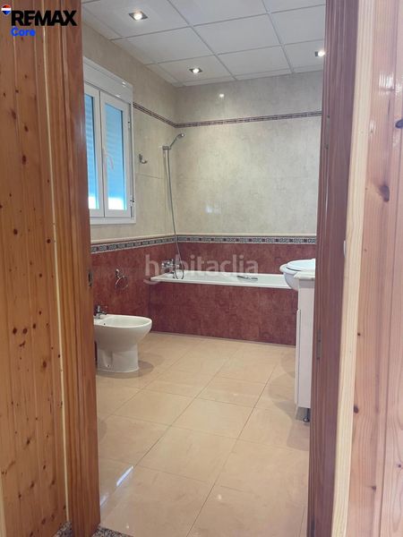 Foto 1fef70a3-b9d7-4b8c-bfd0-80940508b24f. Casa amb aparcament a Montijo