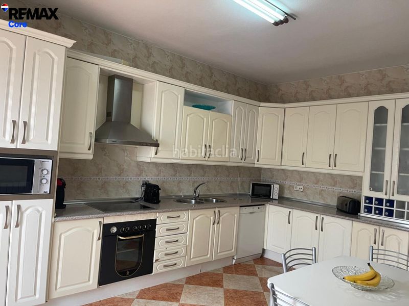 Foto 457f32c4-9b87-4e27-bfc7-51daf265e7d9. Casa amb aparcament a Montijo