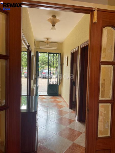 Foto 99475d9e-4b8d-4a59-940c-a4bf245e0685. Casa amb aparcament a Montijo