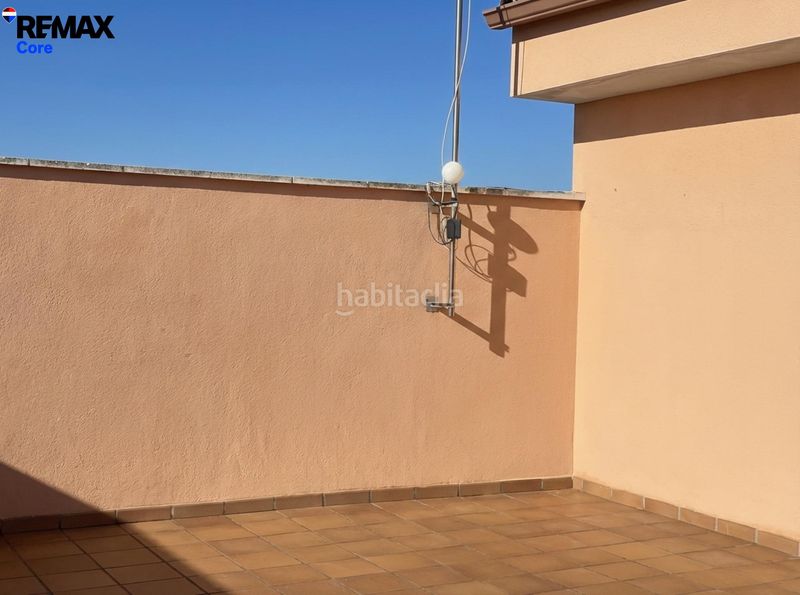 Foto 3d22fc3f-7073-4f8c-988f-bf6a8f85d1ca. Casa adossada amb calefacció a Montijo